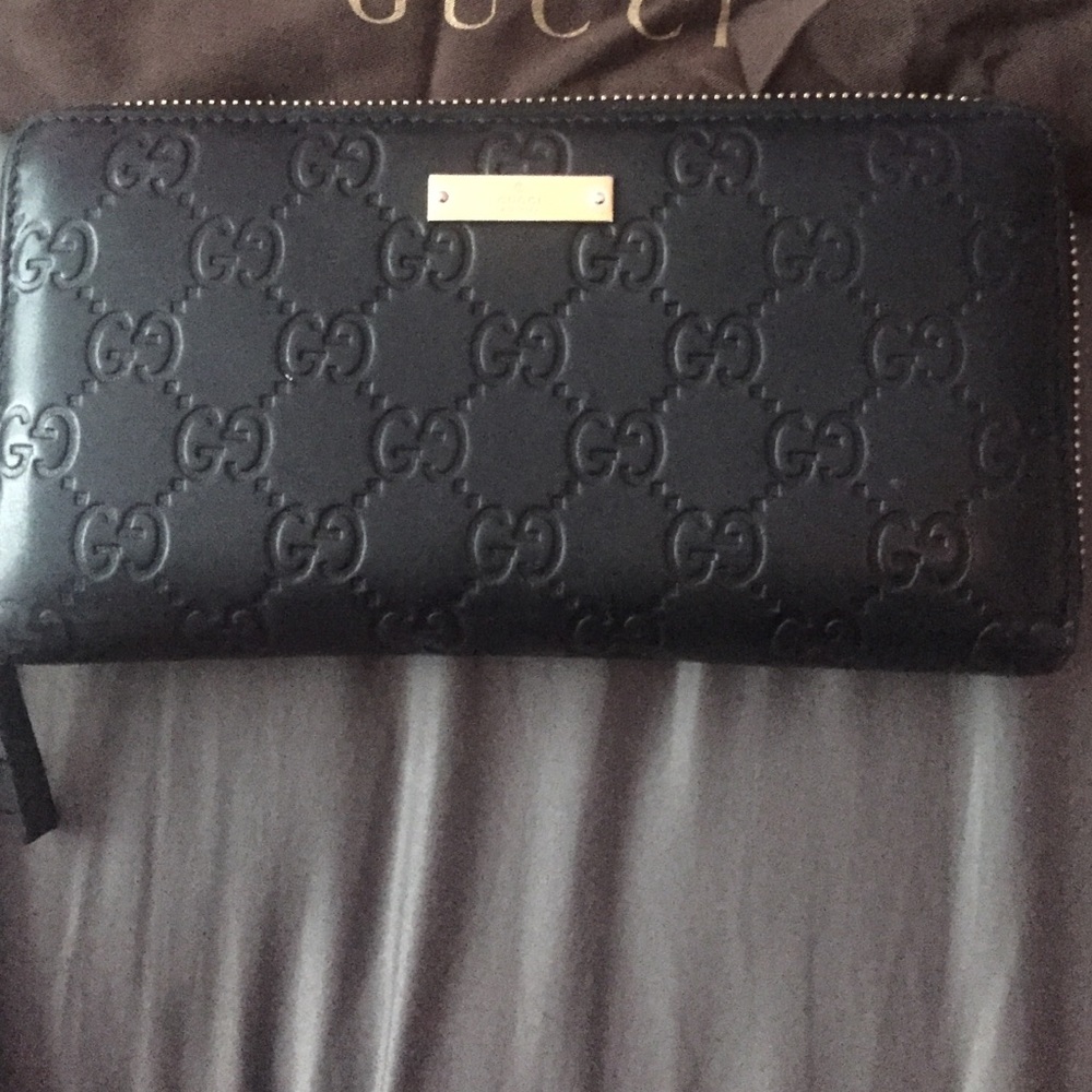 Gucci Black Wallet - Picture 2 of 4